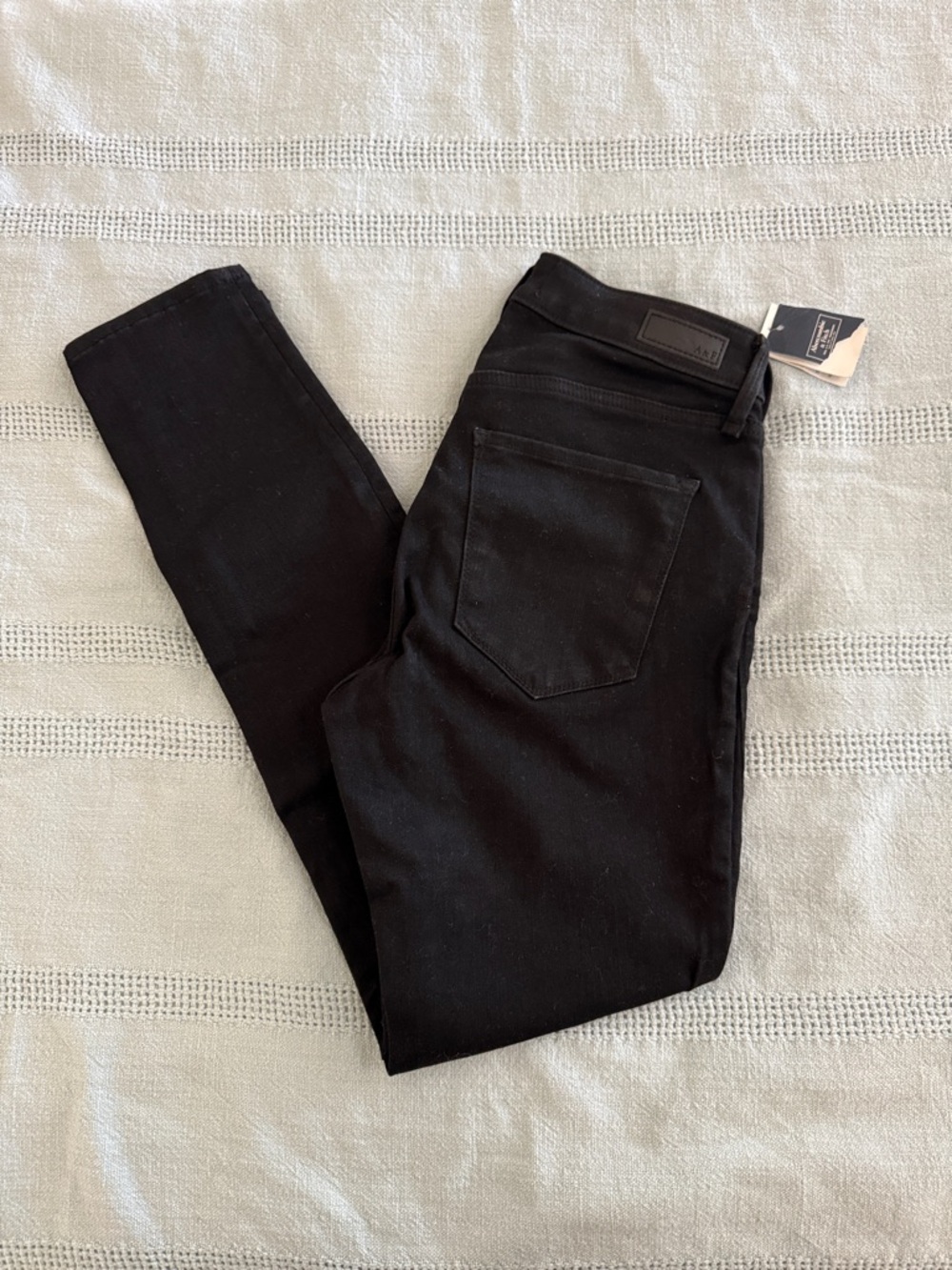 Abercrombie & Fitch Black High-Rise Skinny Jeans